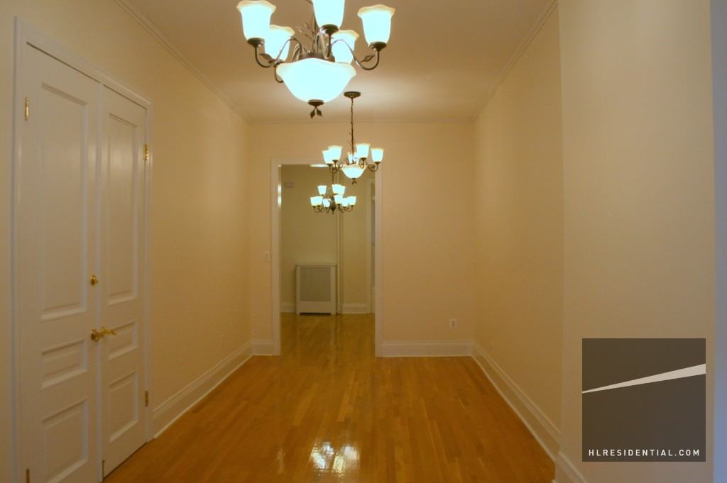 696-752 Union St 1 - Photo 2 of 9