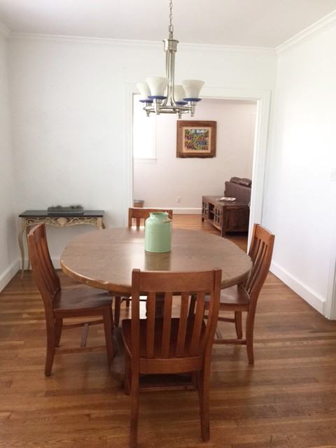 903 East Live Oak Street #B - Photo 3 of 10