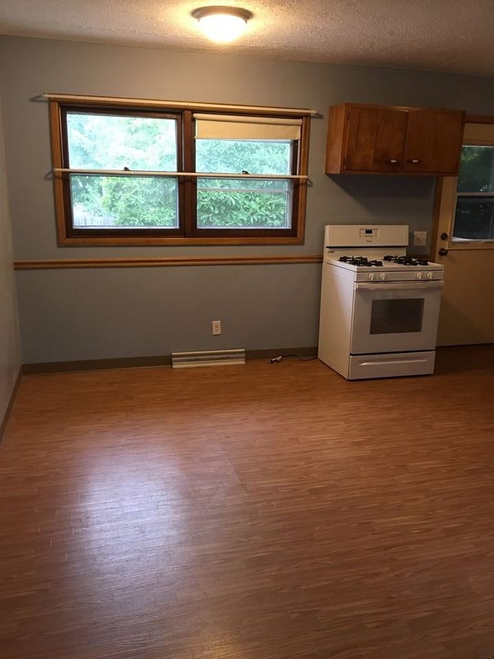 1713 Union Ave - Photo 2 of 19