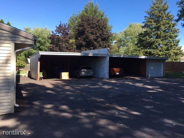 141 S Locust St - Photo 3 of 3