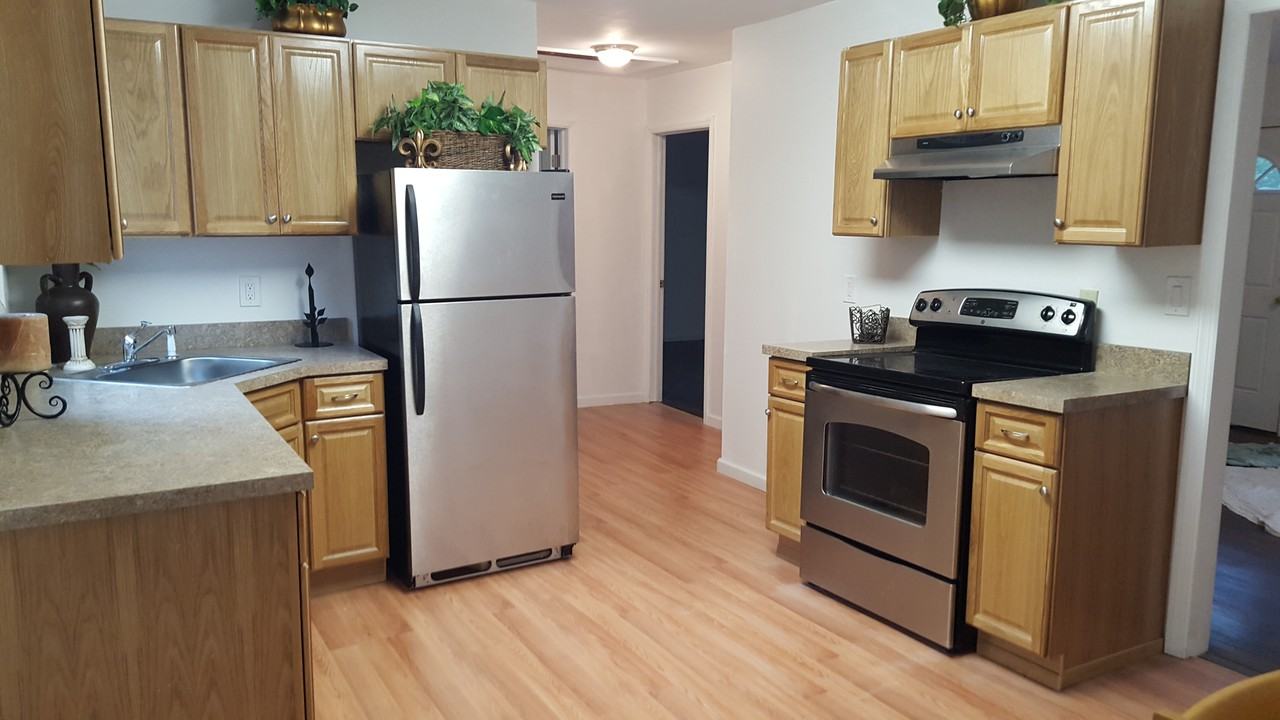 11 West Caines Drive - Photo 2 of 5