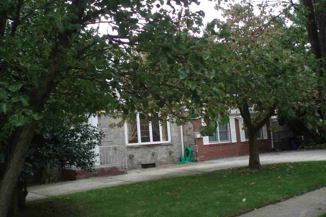 30 Beverly Dr #1stFL1stFL - Photo 2 of 12