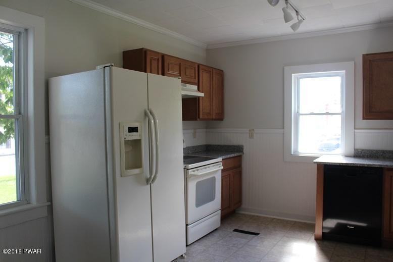 1172 Tresslarville Rd - Photo 3 of 37