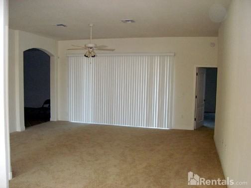 10048 Cleghorn Dr - Photo 2 of 10