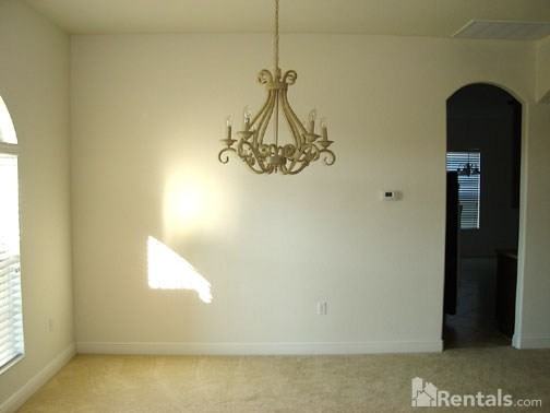 10048 Cleghorn Dr - Photo 3 of 10