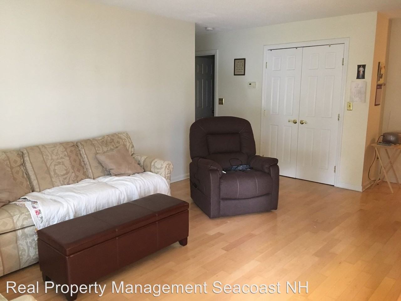 416 Springbrook Cir - Photo 2 of 9