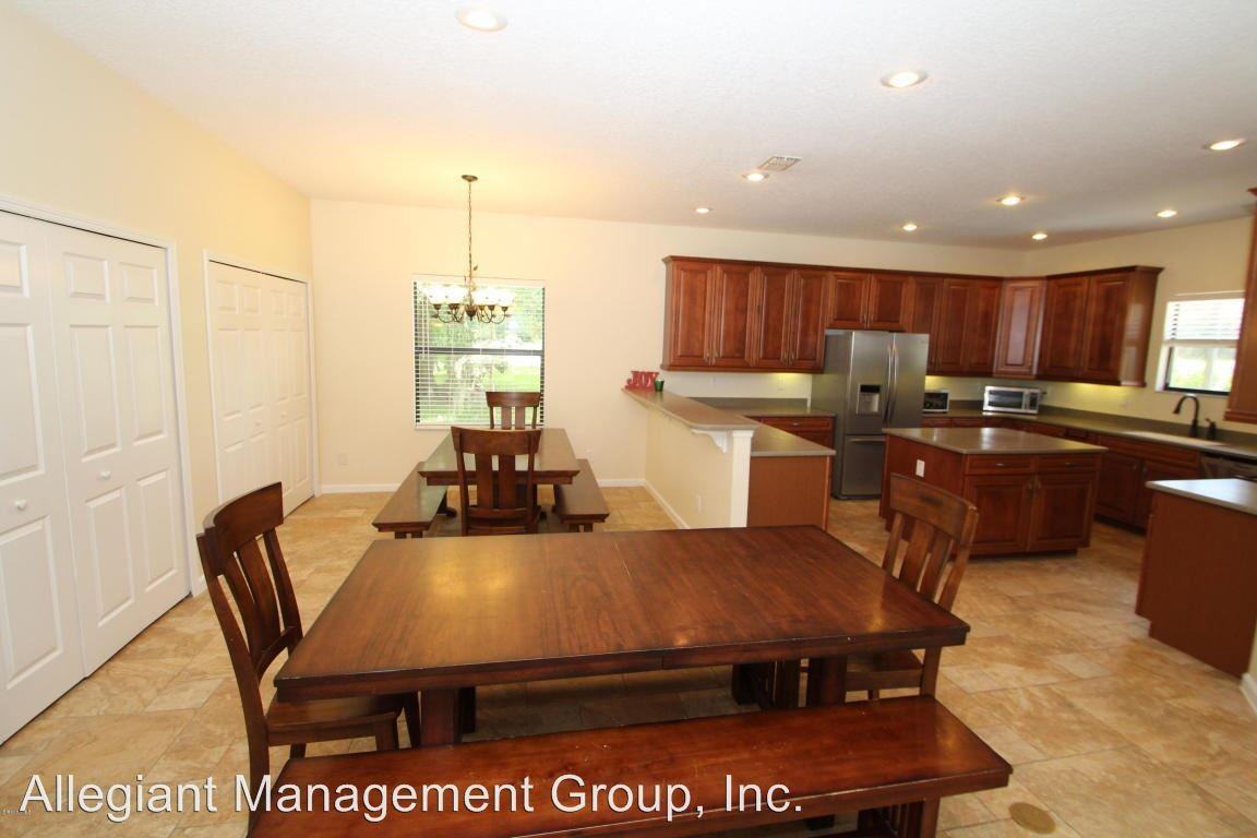 902 Hailey St - Photo 3 of 13