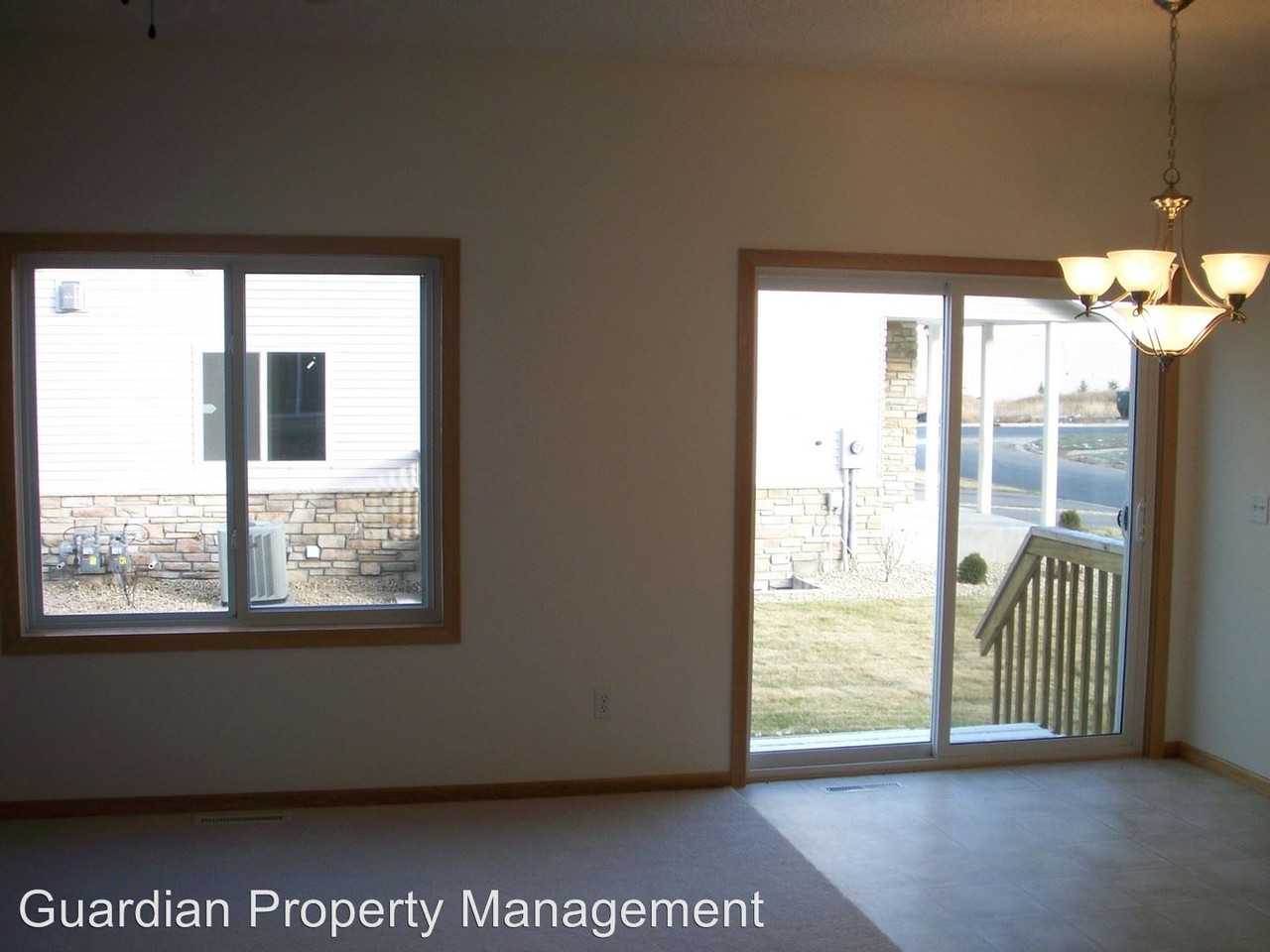 20559 Keystone Ave - Photo 3 of 11