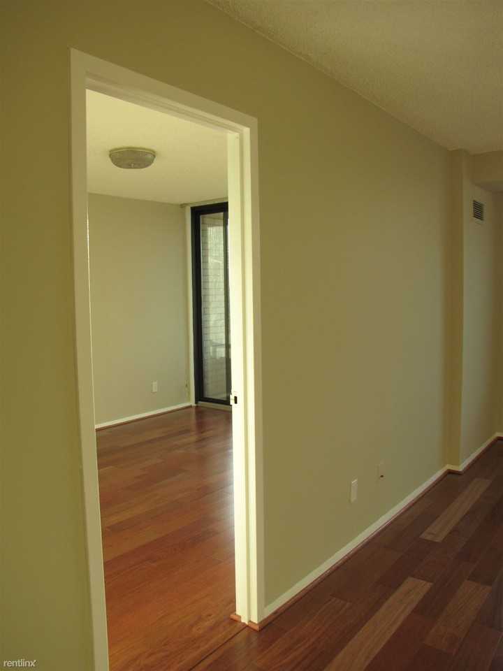 Bethesda Promenade Towers - Photo 3 of 22