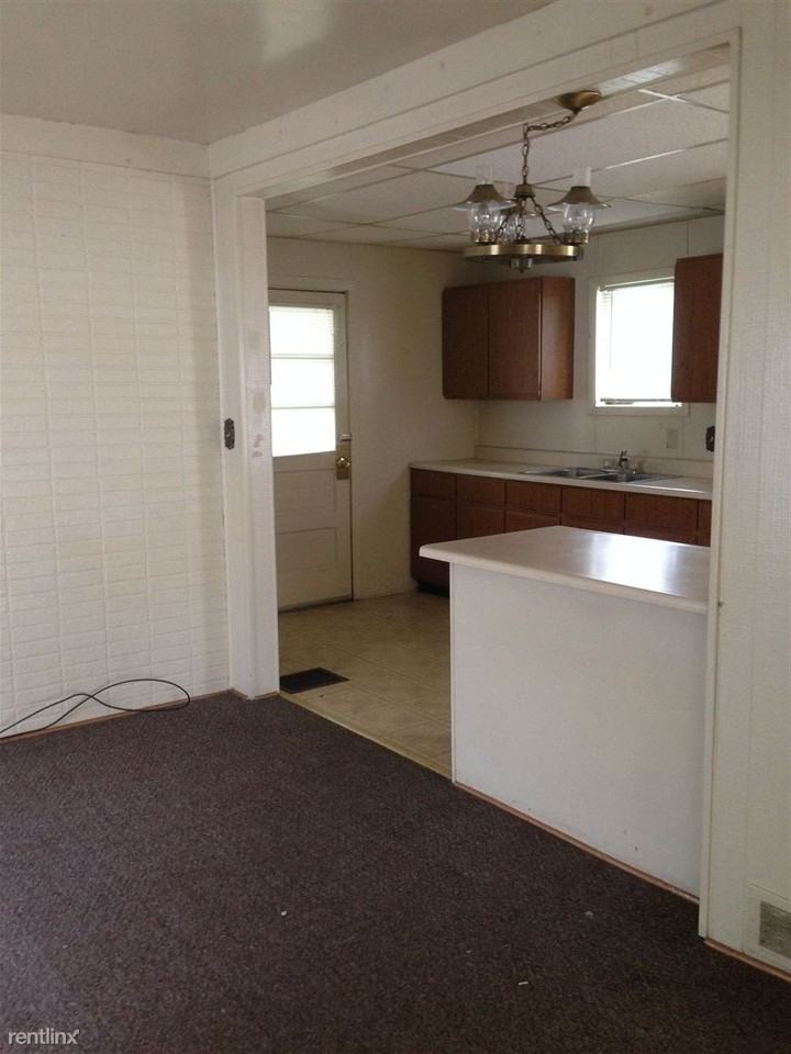 311 Third St - Photo 2 of 11