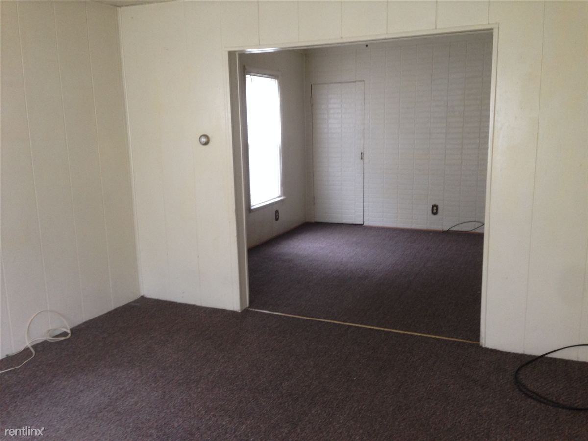 311 Third St - Photo 3 of 11