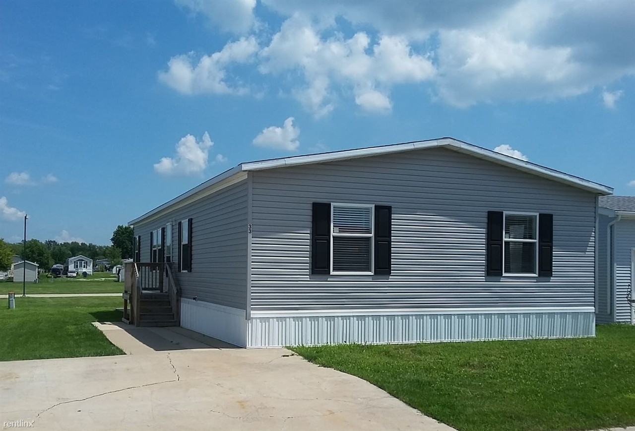 33 St Pauls Dr - Photo 2 of 10
