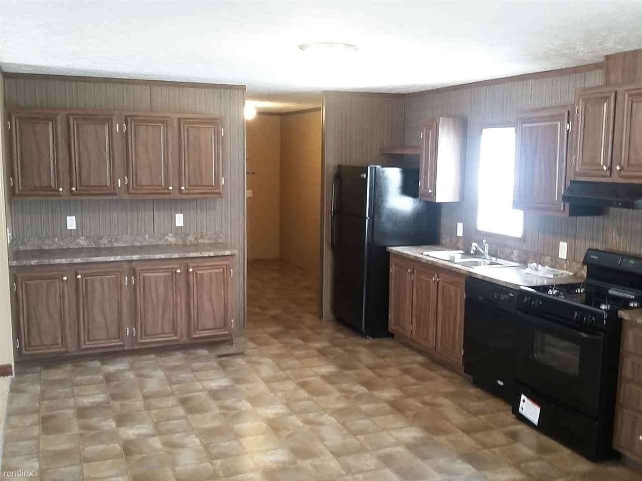 33 St Pauls Dr - Photo 3 of 10