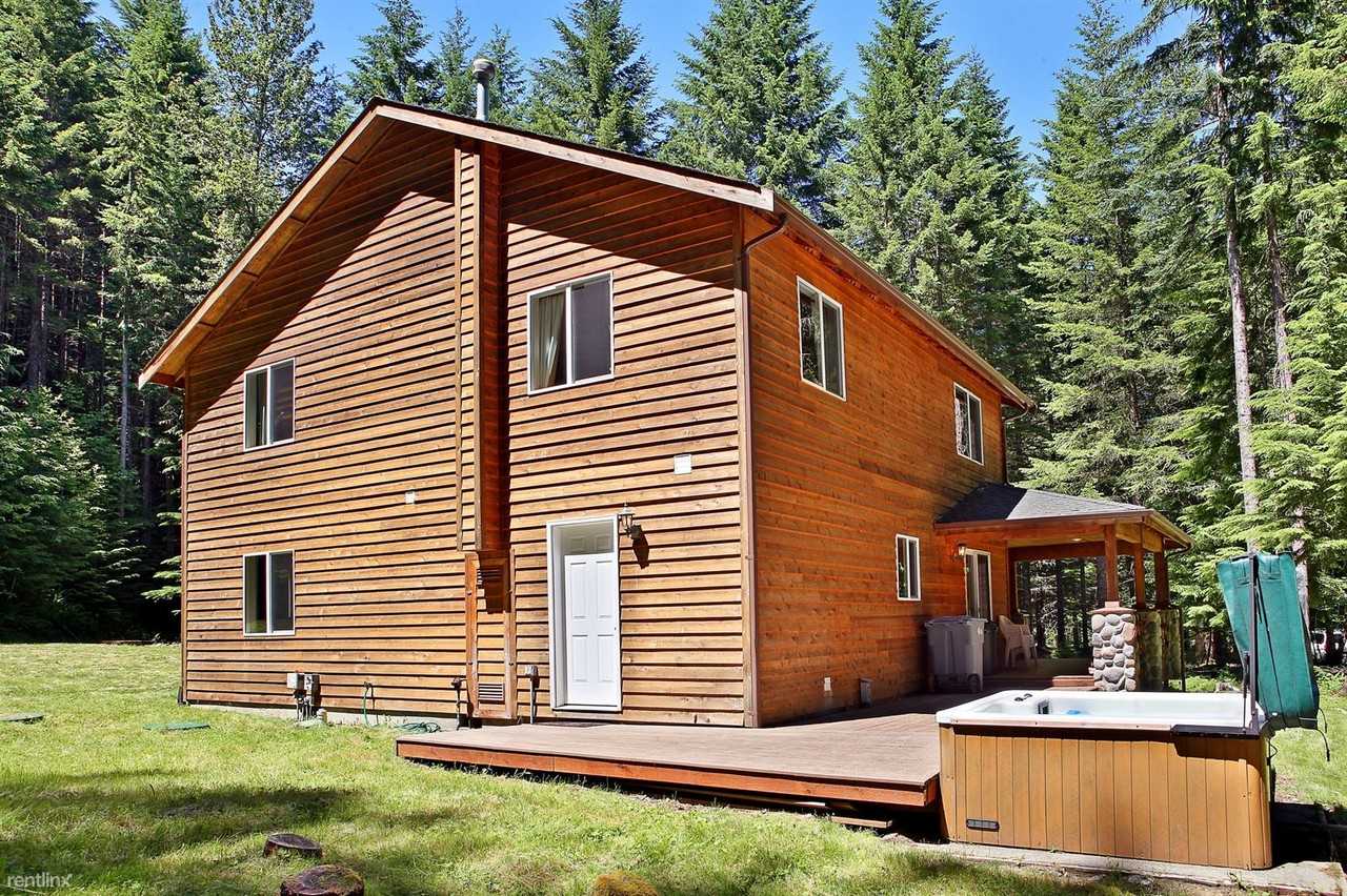 17002 Mountainside Dr E - Photo 2 of 25