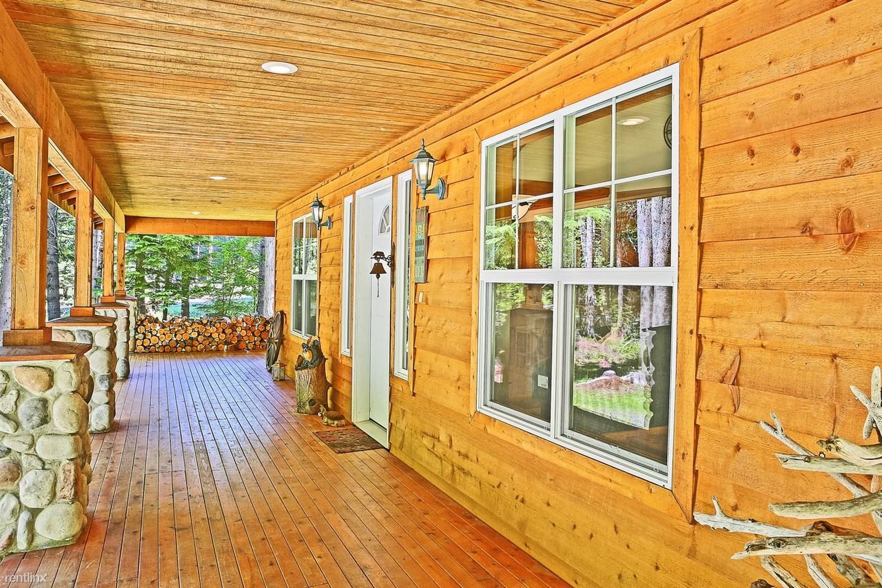 17002 Mountainside Dr E - Photo 3 of 25