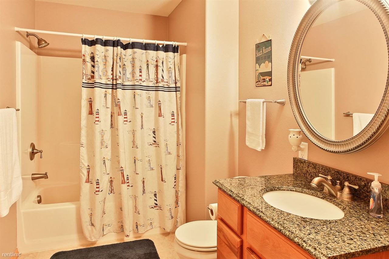 163 Ocean Blvd - Photo 3 of 16