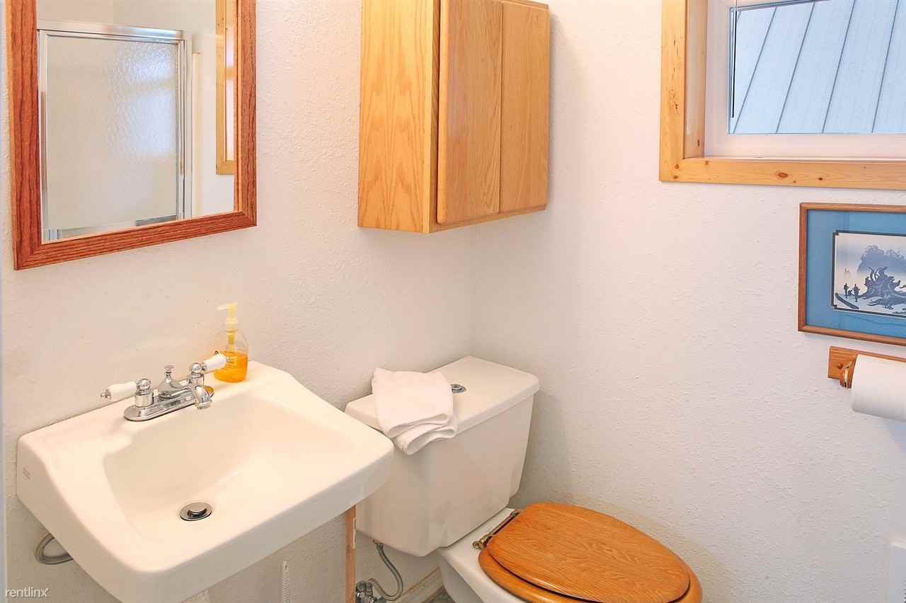 16903 Rainbow Ln E - Photo 2 of 20