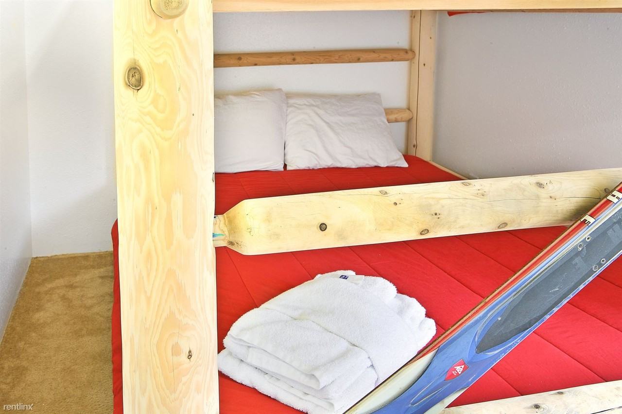 16903 Rainbow Ln E - Photo 3 of 20