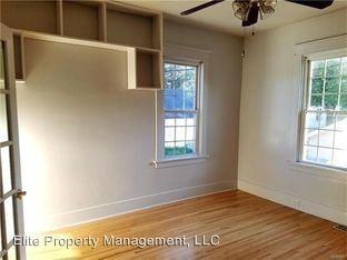 110 W Linden St - Photo 3 of 19