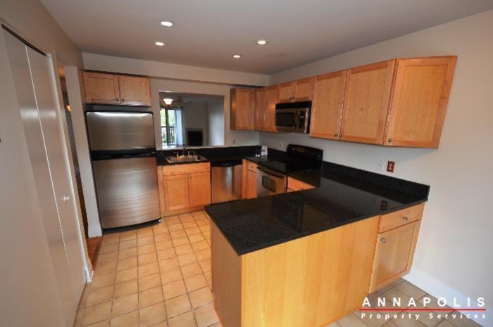 2104 Chesapeake Harbour Dr E - Photo 2 of 31