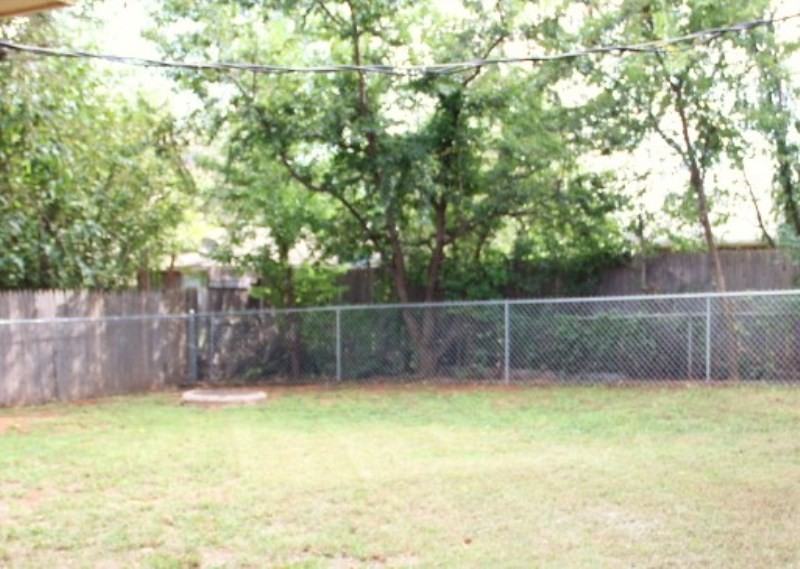 4008 SE 47th St - Photo 2 of 8