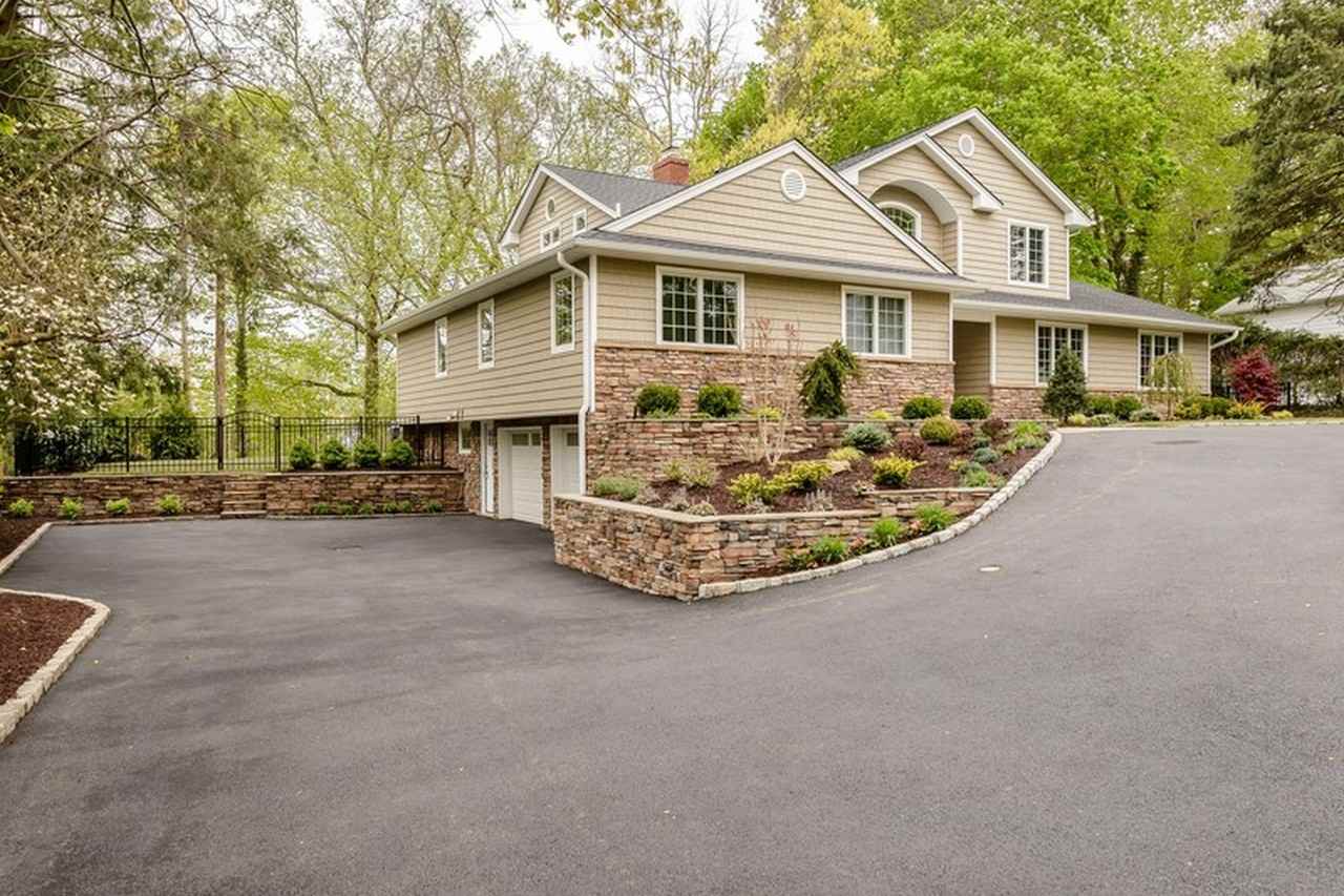 25 Peach Dr - Photo 2 of 20