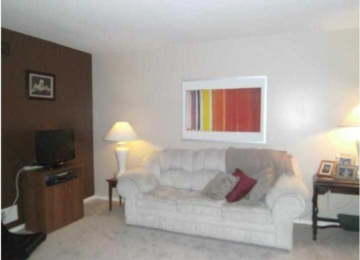 1523 County St - Photo 3 of 20