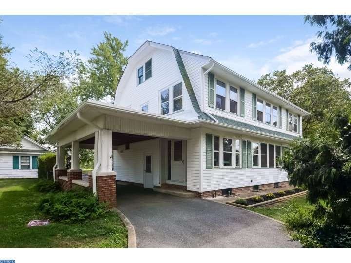 141 S Main St - Photo 2 of 25