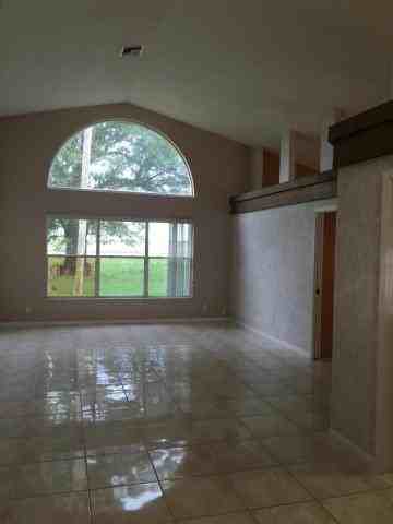 15774 Bent Creek Rd - Photo 3 of 8