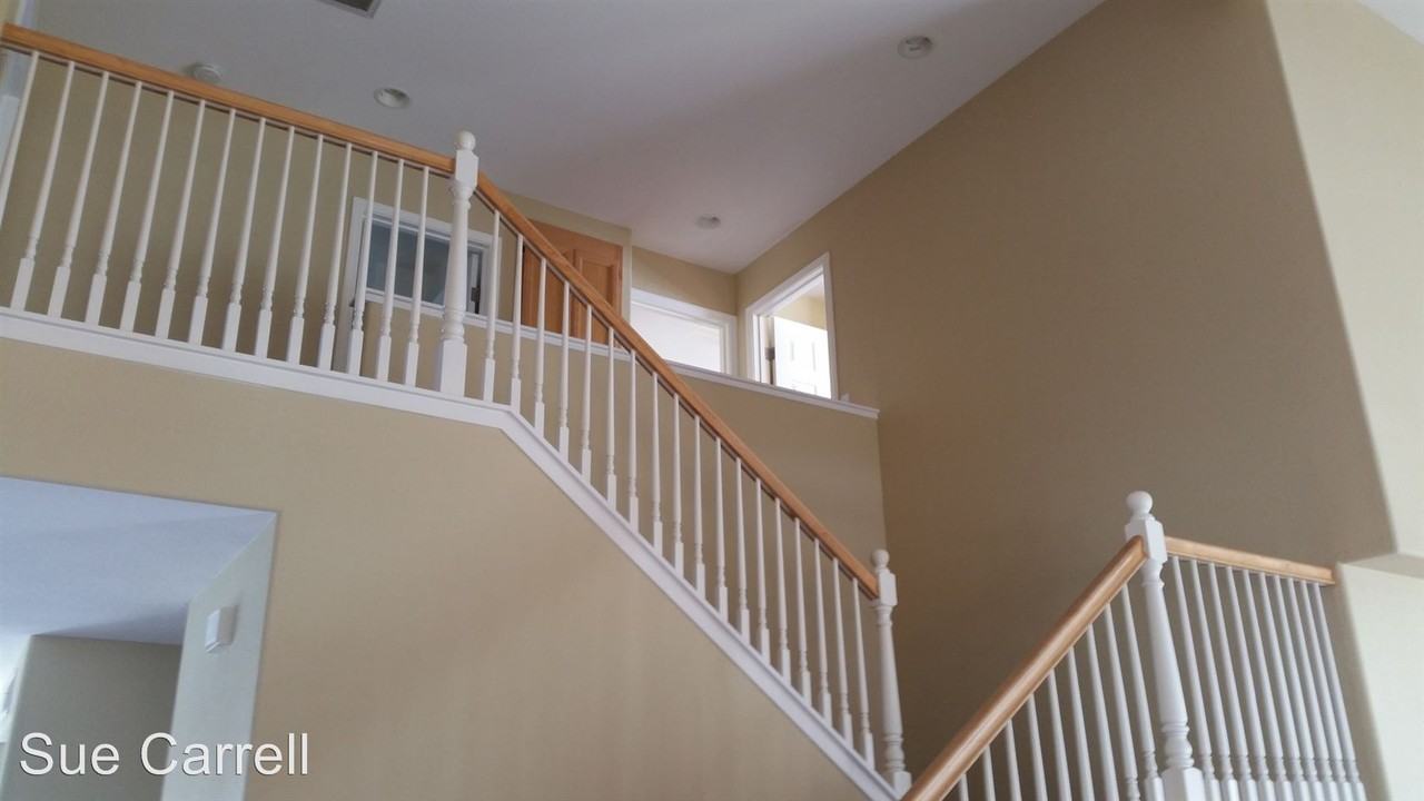 2736 Desert Rose Ln - Photo 2 of 13