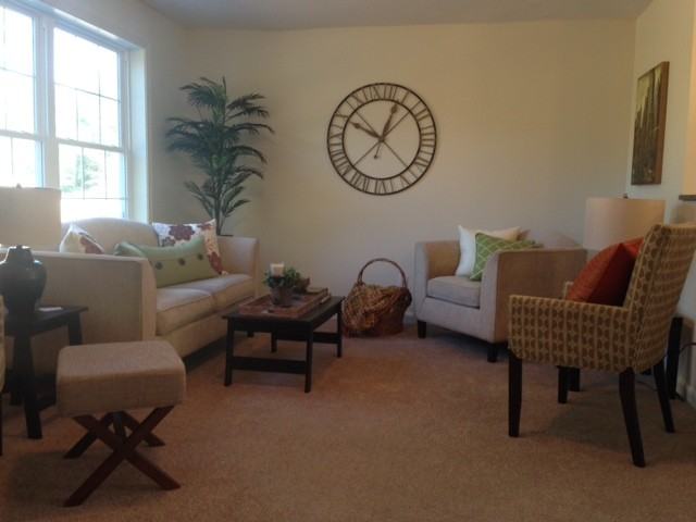 Evergreen Way - Photo 2 of 16