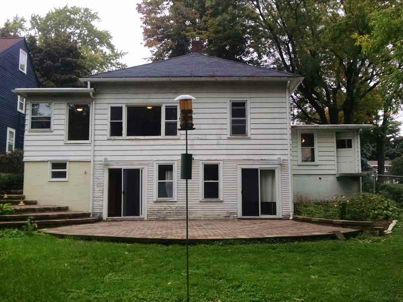 927 E Washington St - Photo 2 of 16