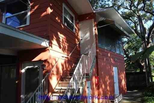 525 Monterey Blvd NE #e - Photo 2 of 14