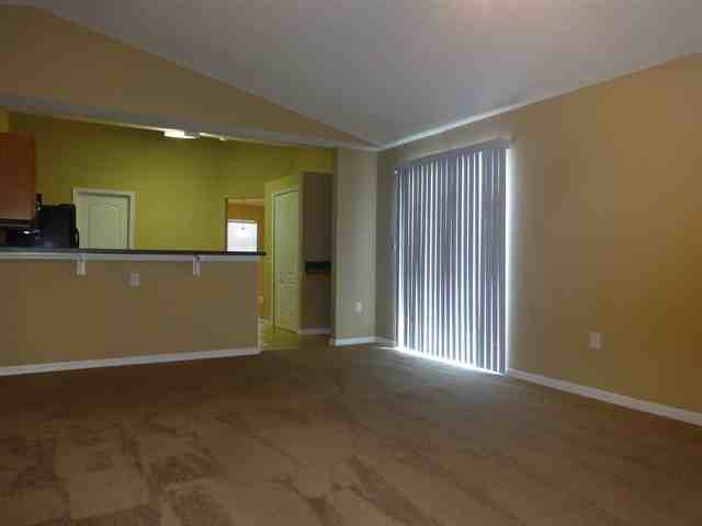 1412 Old Millpond Rd - Photo 3 of 18