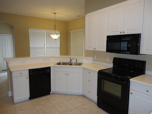 288 Brandy Creek Cir SE - Photo 3 of 10