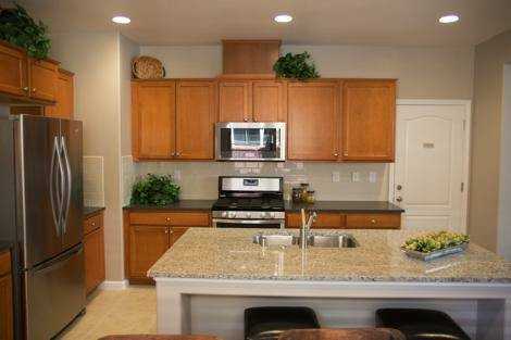 2411 Avignon cir - Photo 3 of 11