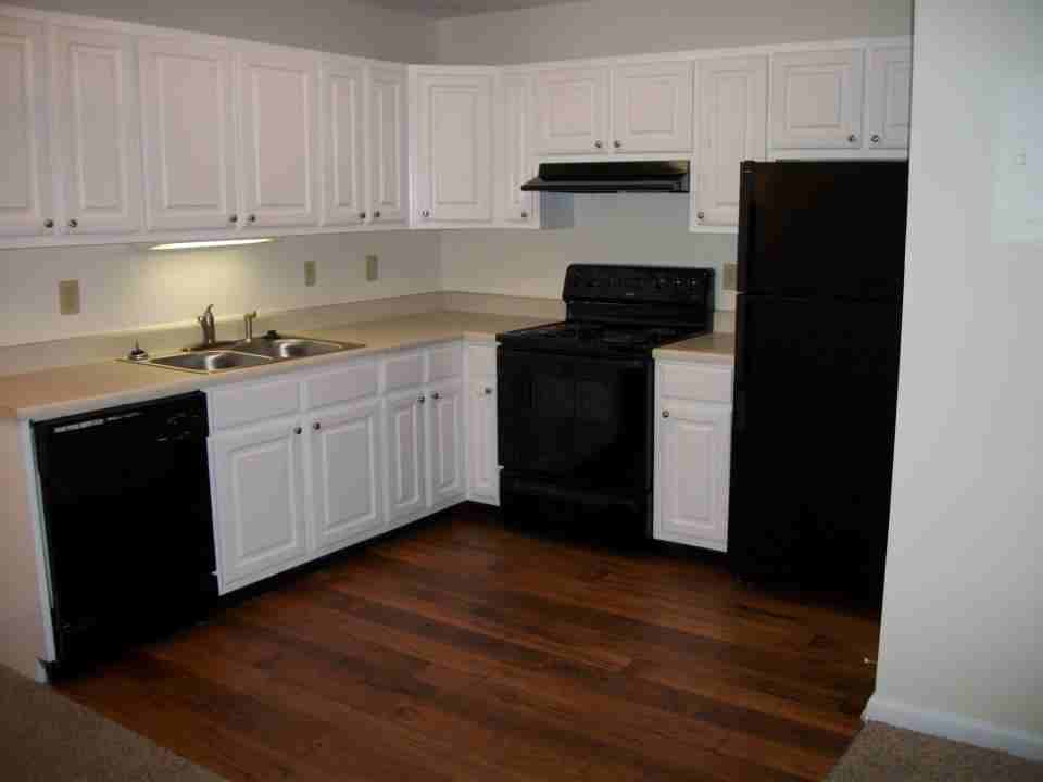 Windrush Apartments - Photo 3 of 19