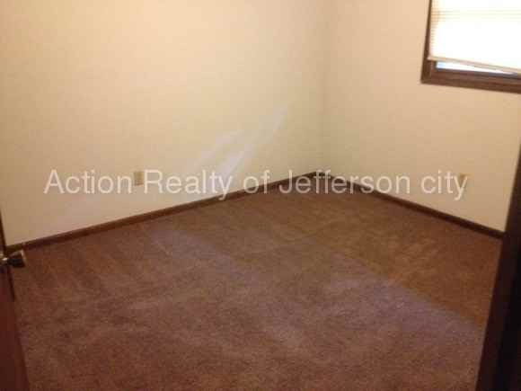 2602 Midway St - Photo 2 of 7