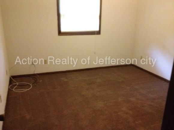 2602 Midway St - Photo 3 of 7