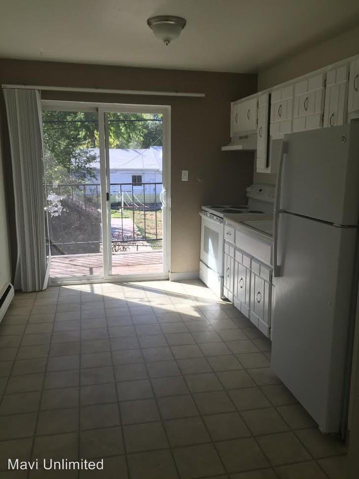 1679 Harlan St - Photo 3 of 6