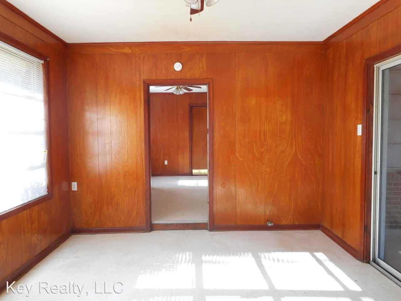 4602 Lanny St - Photo 2 of 7