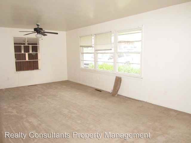 2930 Emerson St - Photo 2 of 10