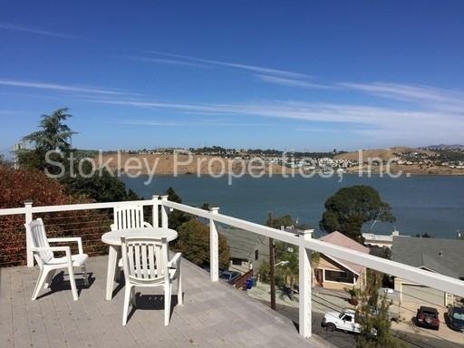 369 Alexander Ave - Photo 2 of 20