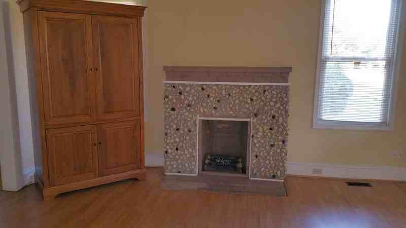 4204 Fernhill Ave - Photo 3 of 6