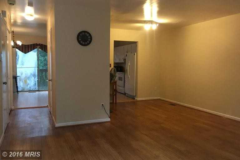 1089 Holmespun Dr - Photo 3 of 18