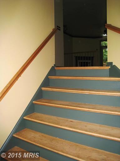206 Mill Cross Ln - Photo 2 of 14