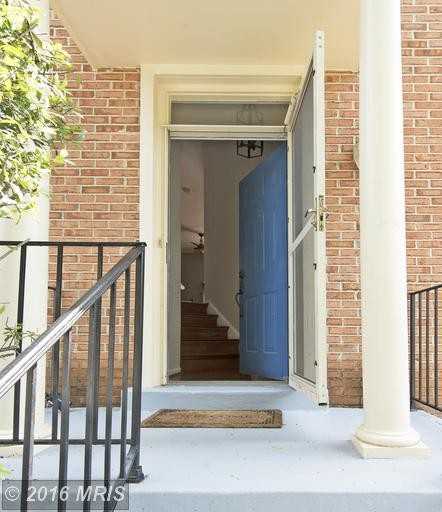 47620 Comer Square - Photo 2 of 29