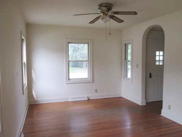 728 Walker Ave - Photo 3 of 18