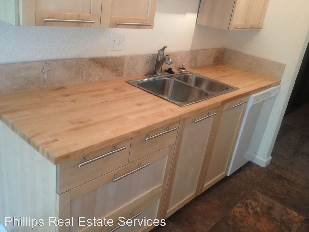 7060 Lincoln Park Way SW - Photo 2 of 11