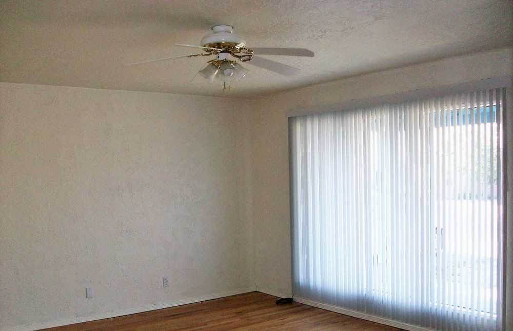 7517 Matamoros Dr - Photo 3 of 14